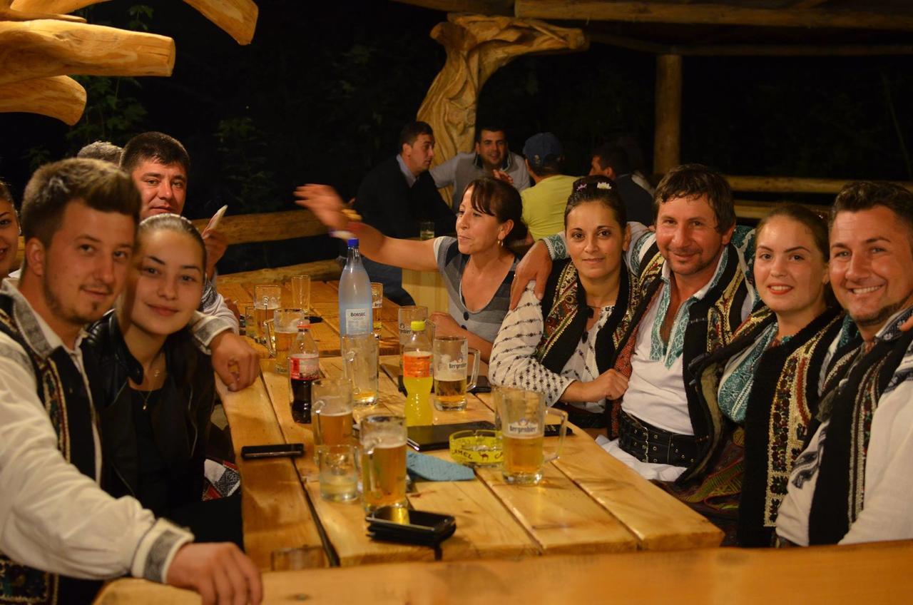 Taverna Ceahlau Durau Extérieur photo